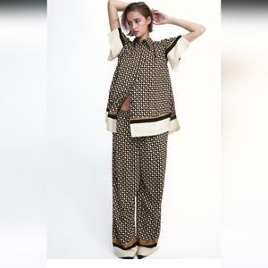 H&M Twill Satin Drawstring Wide Leg Patterened Trouser In Beige/black. Size SM